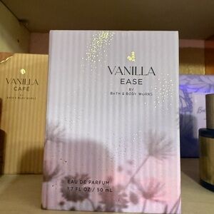 Bath & Body Works Vanilla Ease Eau de Parfum - Soft Pink and Gold Accent